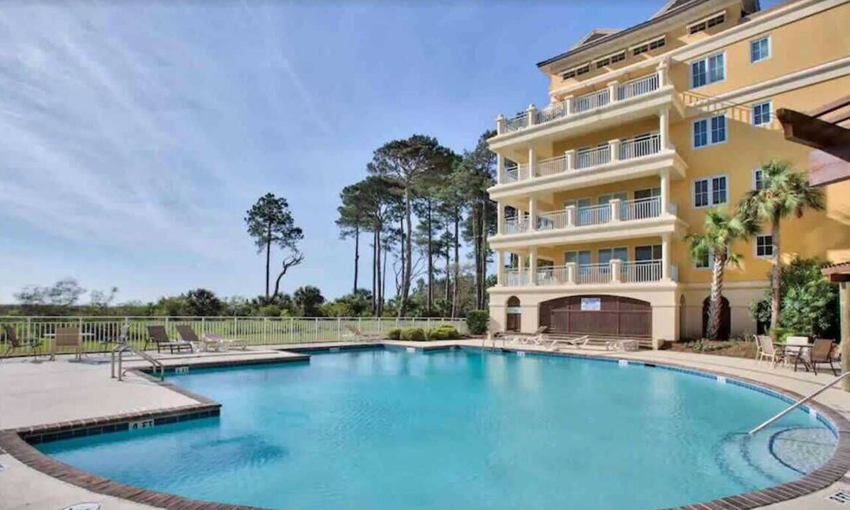 Daufuskie Island Condo | Oceans Edge Oceanfront 3BR Villa with Golf Cart
