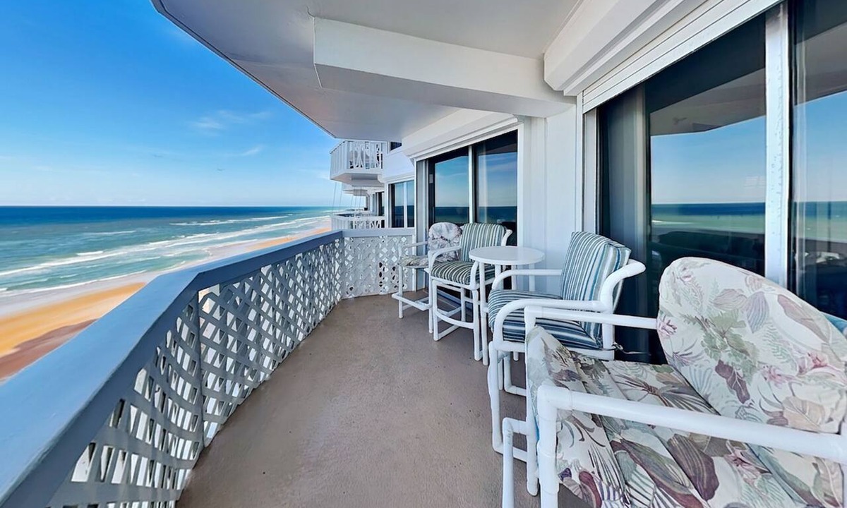 Ormond-by-the-Sea Condo | Oceanside Retreat 804 | Pet-Friendly with Community Pool + Just Steps From the B