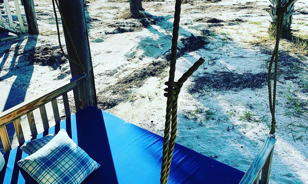 Crawfordville Condo | ON BEACH! Beautifully decorated. Everything you need! Beach toys firepit kayaks