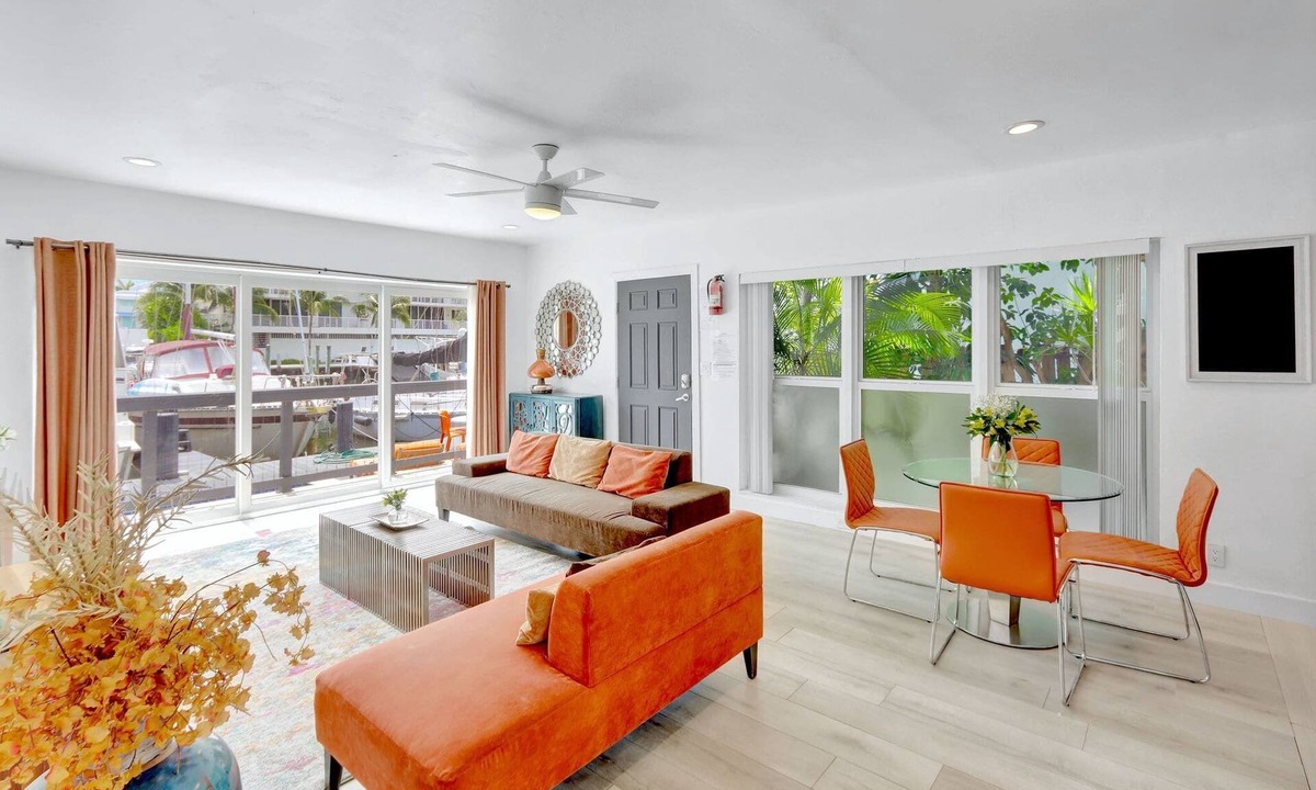 Nurmi Isles Apartment | Orange Dream on the Water