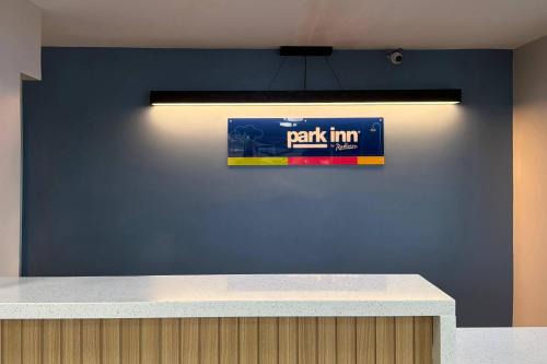 Weldon Cabin | Park Inn by Radisson, Weldon - Roanoke Rapids
