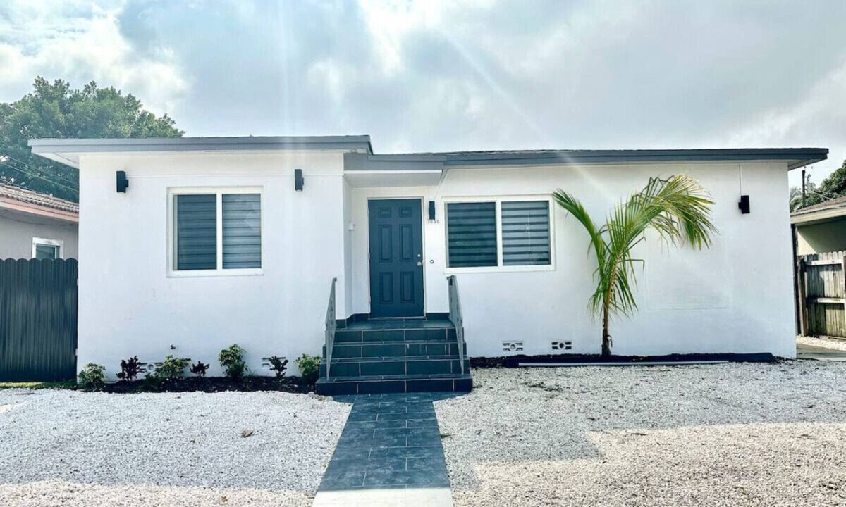 West Little Havana House | Peace Studio near Calle8/Beaches