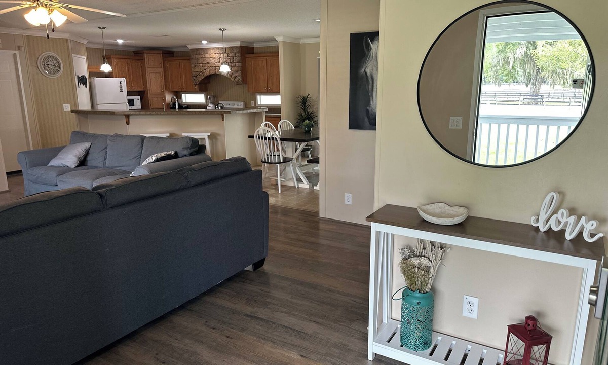 Ocala Other | PEACEFUL LITTLE FARM 1 ACRE, PET FRIENDLY, TRUCK/TRAILER PARKING