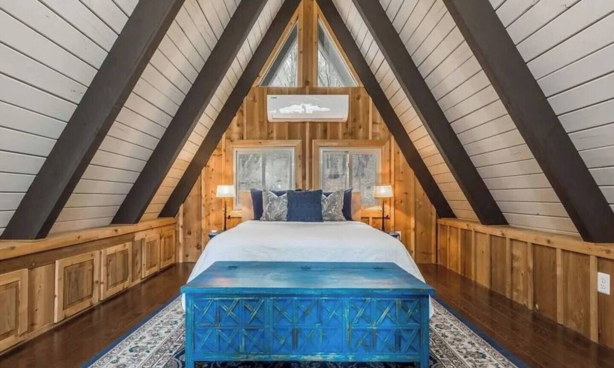 Tate Cabin | Peachy Retreat in Bent Tree