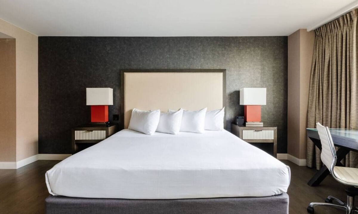 West End Apartment | Perfect DC Vacation Stay | Spacious Haven | Walk to Smithsonian Museums