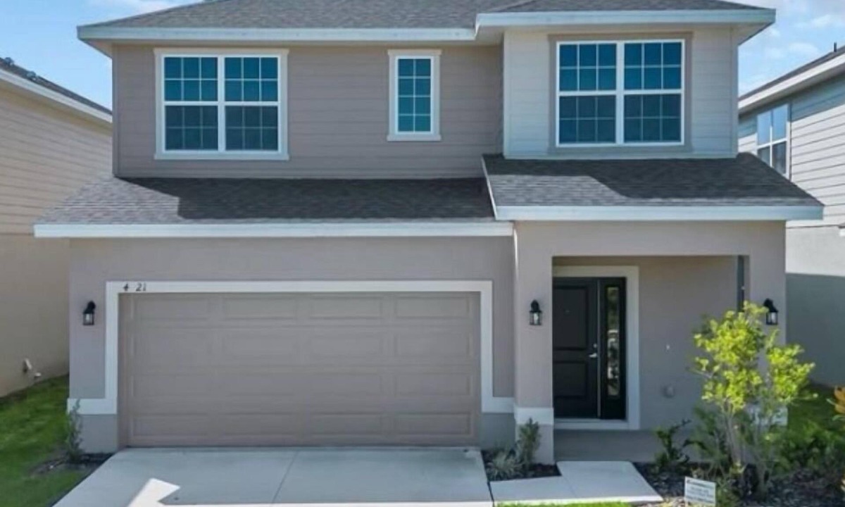 Leesburg House | Perfect Luxury Home 4 Bedrooms, Perfect for Family and Friends Perfect Lake View