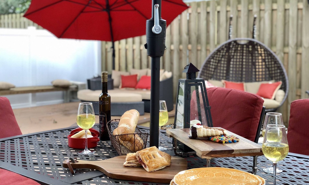 St. Augustine Beach House | Perfect Summer backyard, Steps to Beach, Bikes, boogie-board, bunk beds, Grill