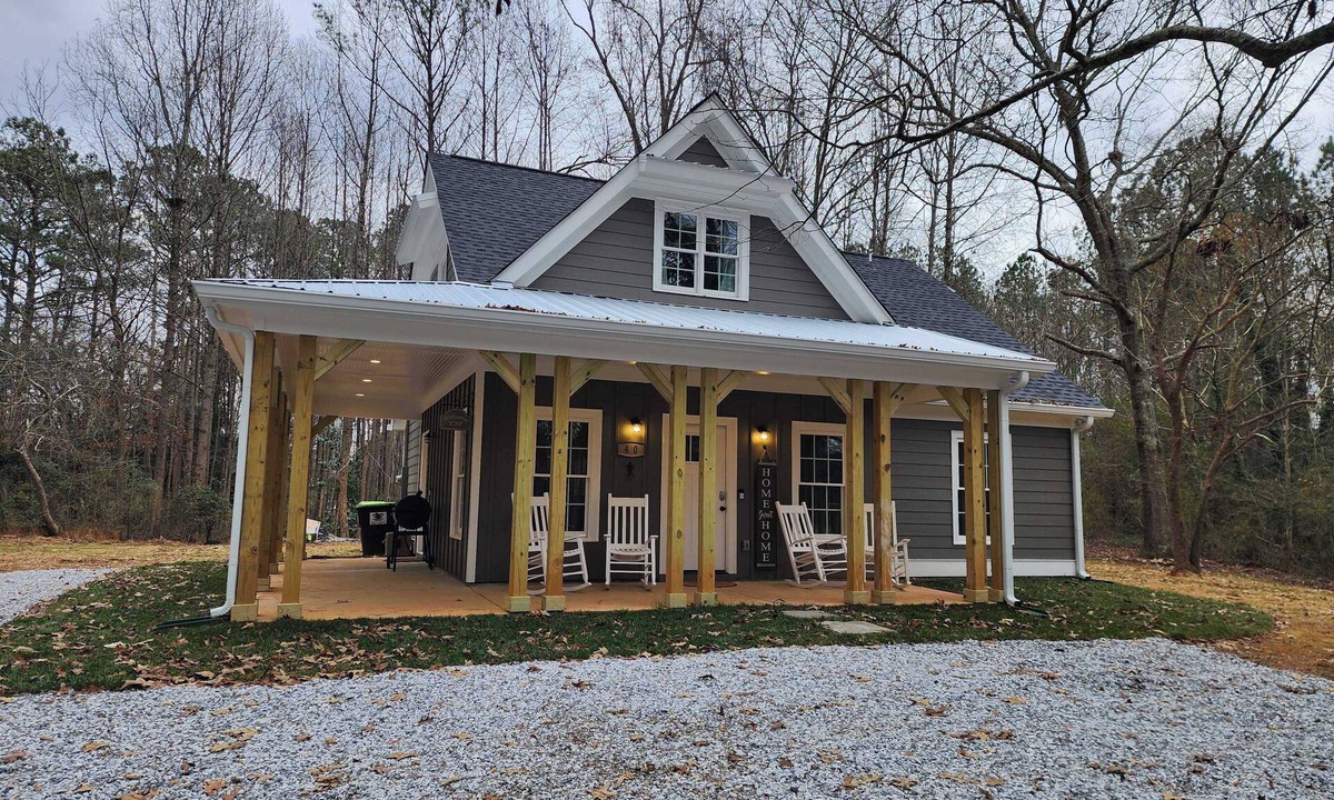 Cartersville Cottage | Pine Mtn Getaway Pet-ok 3BR w Weekday Discounts