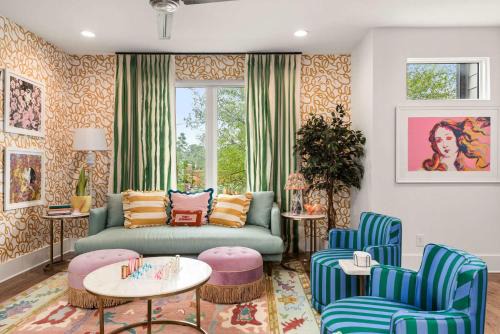 Eighth Avenue House | PLAY at 8th & Argyle Elite Nashville Vacation Spot
