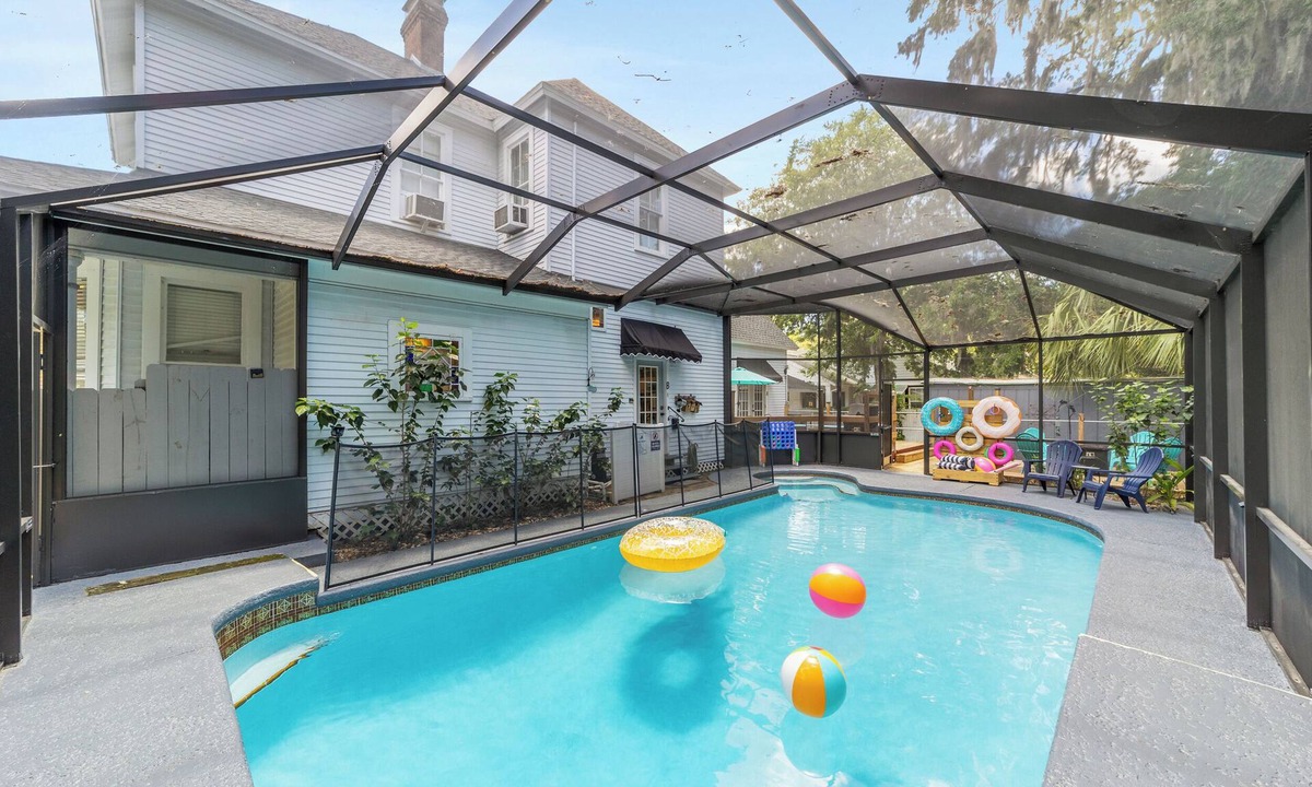 Historic District Apartment | Private historic district apt with pool-suite B