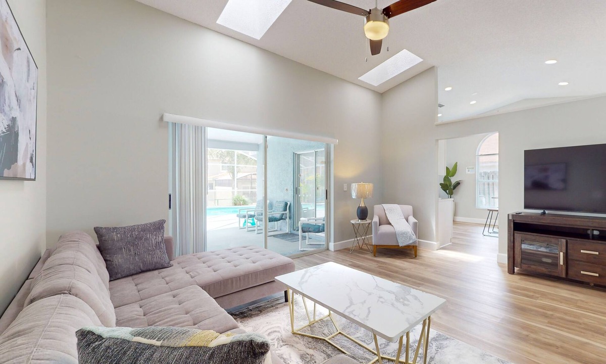 Lindfields House | private pool , central AC, W&D, WiFi, Snow-bird friendly