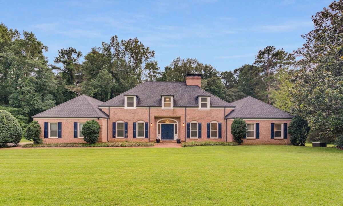 Lithonia Villa | Private Pool Estate + Soccer Field Sleeps 16