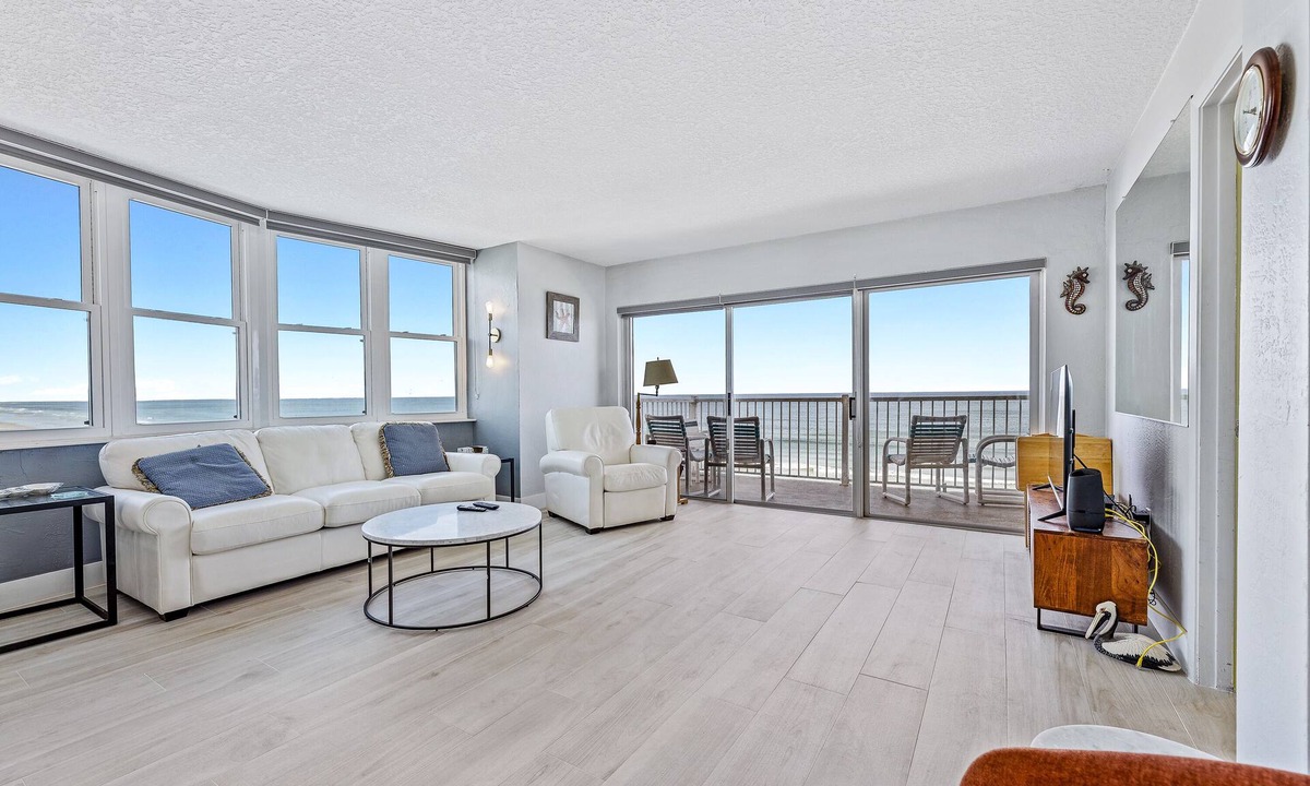 New Smyrna Beach Condo | PT501 Ponce de Leon Towers ~ Beachfront Condo