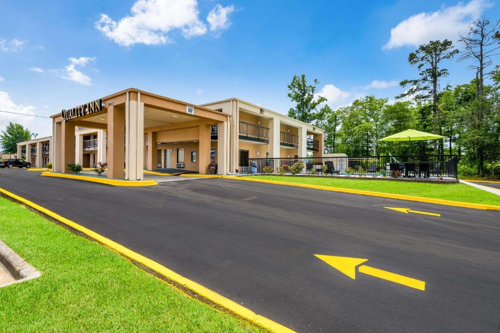 Cullman Hotel | Quality Inn Cullman I-65 Exit 310