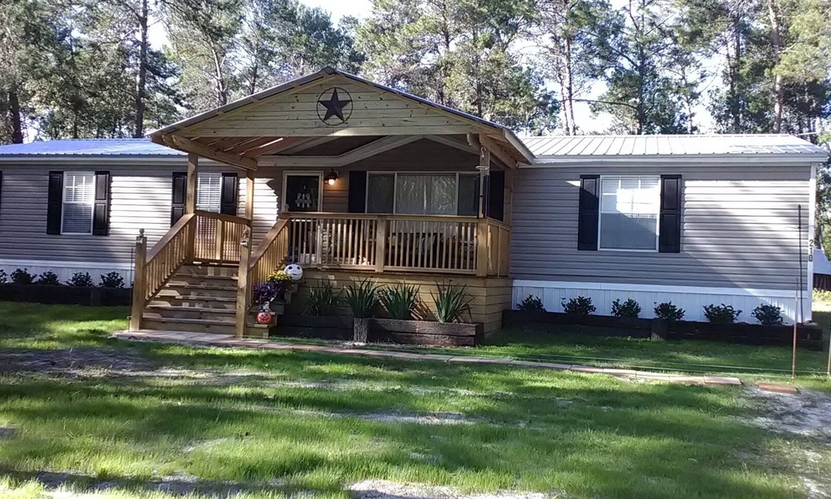 Florahome House | Quiet getaway in updated home in Fl state forest