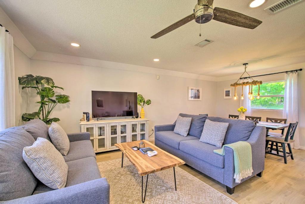 Golden Beach Estates House | Quiet Satellite Beach Home with Lanai, Walk to Beach