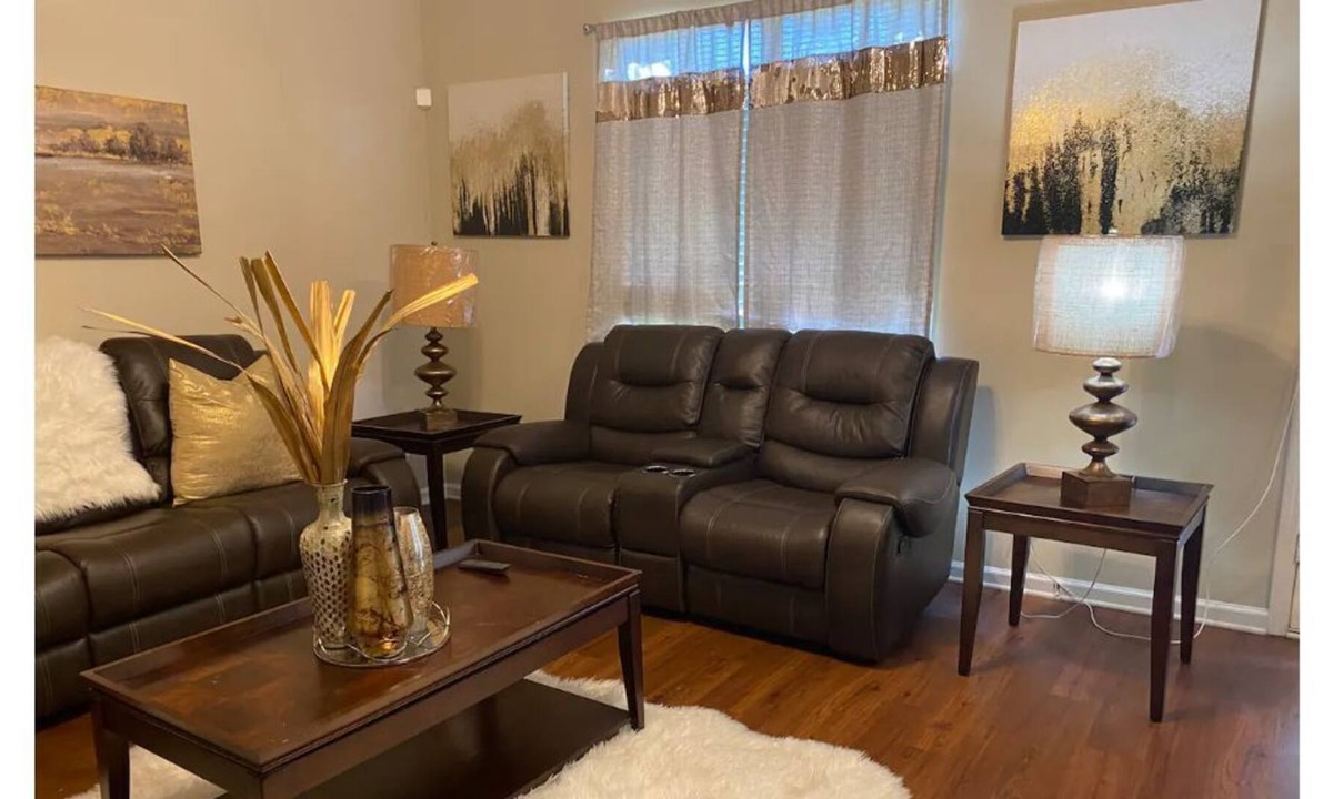 Ellendale House | R.A.W Relax and Wine Luxury Rentals