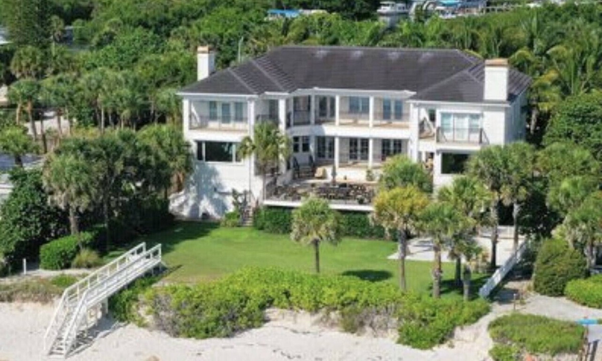 Nokomis House | Rare private beachfront estate on Gulf of Mexico.