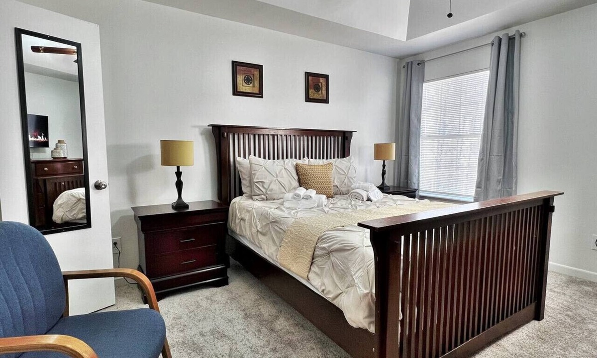 Irondale House | Relax & Recharge Near ATL Airport | Racing+Game Rm