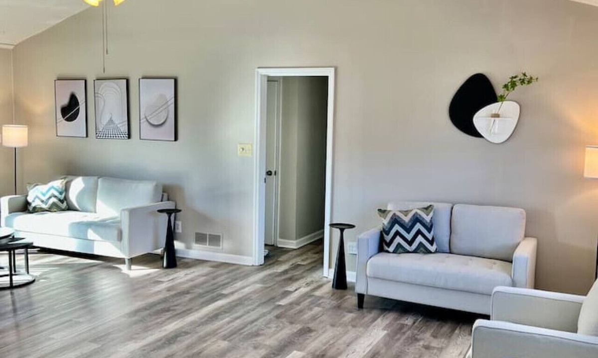 Ellenwood House | Relaxing 3BR/2BA Retreat, Perfect for Families & Groups