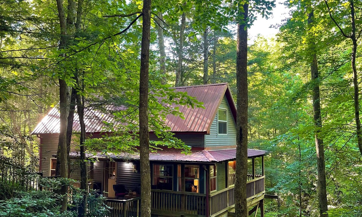 Saint Helens Cabin | Remote Cabin in the Red River Gorge