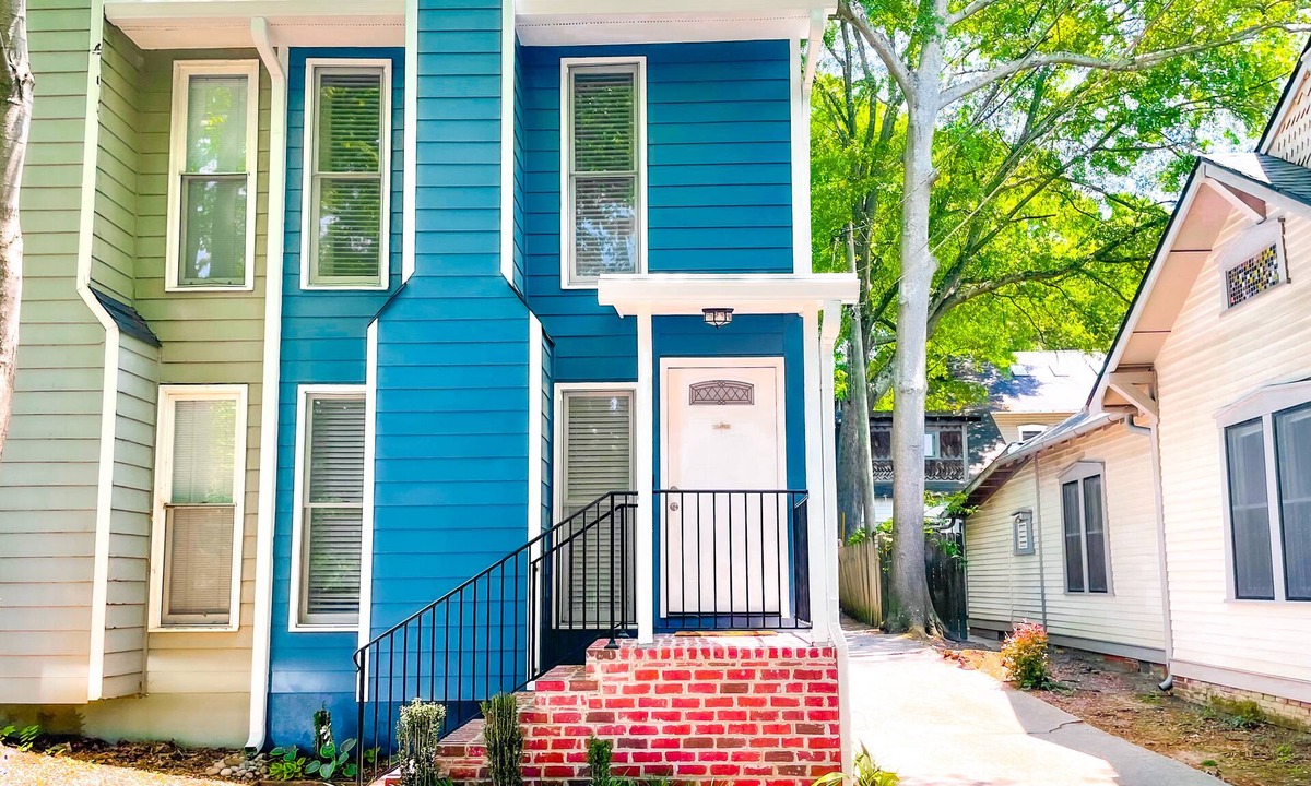 Virginia Highland House | Renovated 2br/1.5ba Townhome near the Beltline
