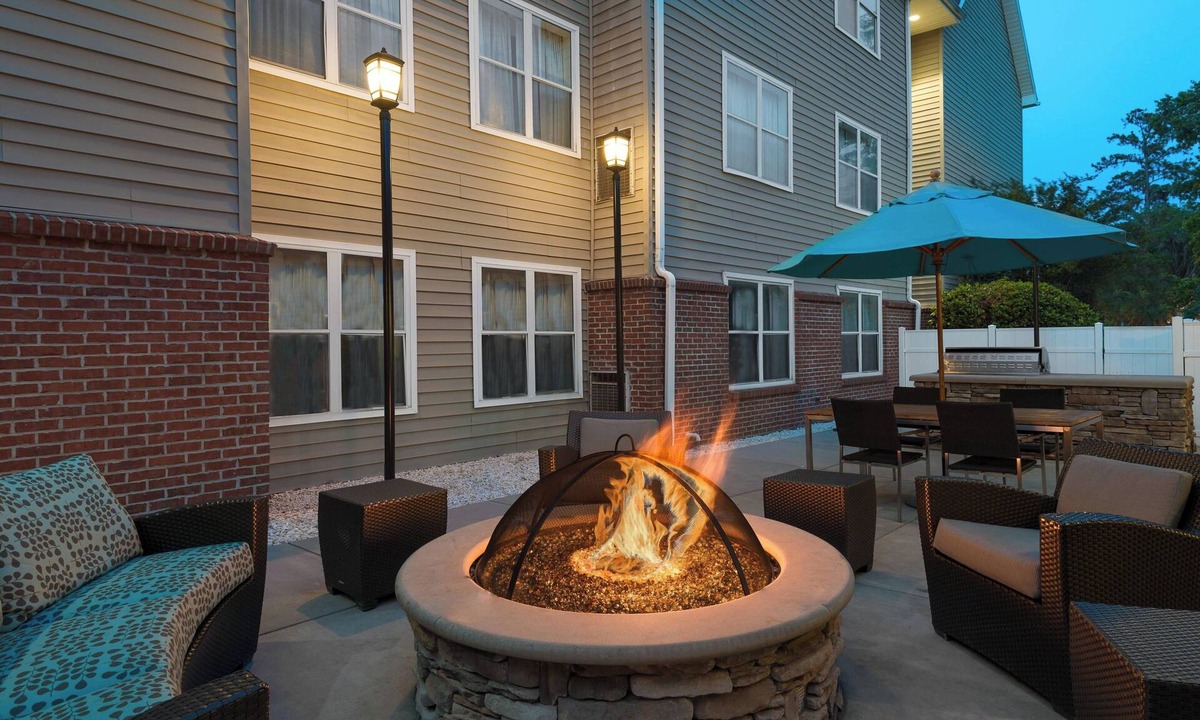 Savannah Hotel | Residence Inn by Marriott Savannah Midtown