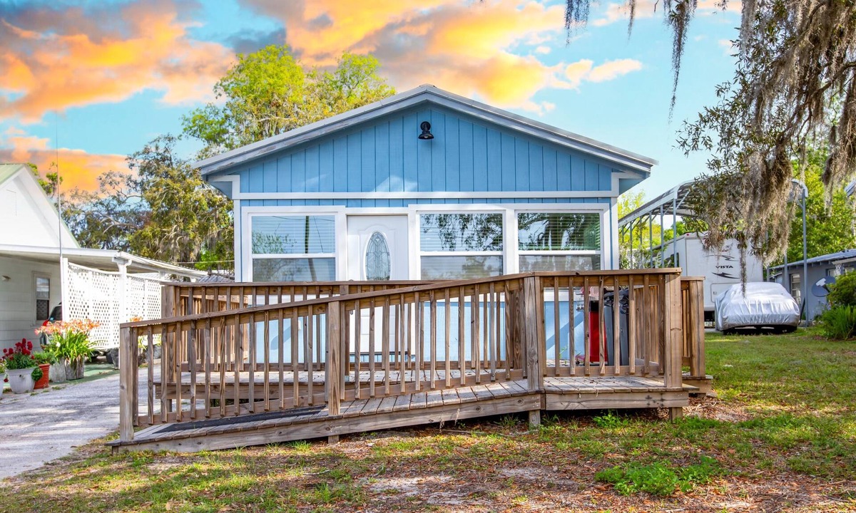 Steinhatchee House | Riverhouse with a view - private Dock sleeps 8