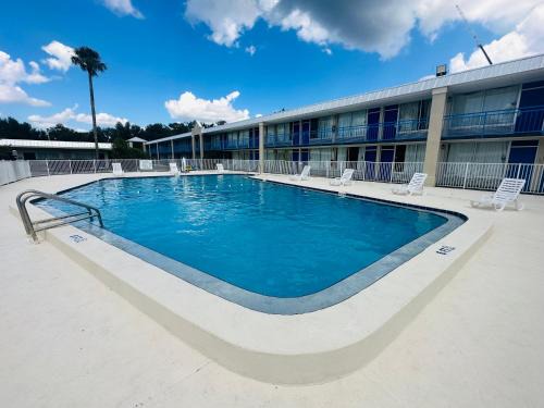 Rodeway Inn | Silver Springs