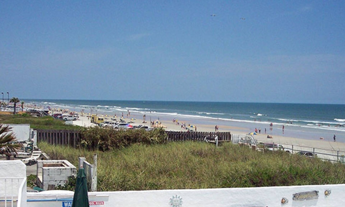 South Peninsula Historic District Apartment | Room 18-One Bedroom Second Floor-Oceanfront