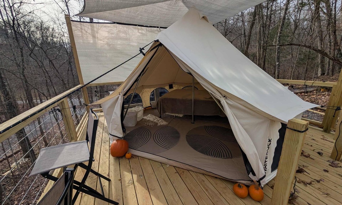 Mohawk RV Rental | Rustic Luxury Glamping in Bulls Gap, Tennessee
