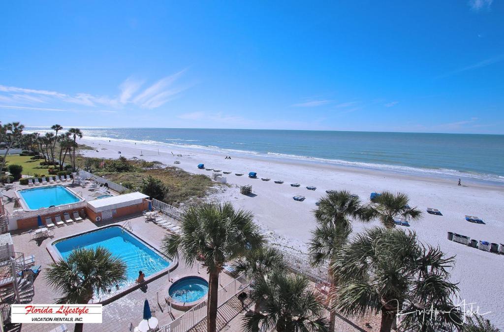 Indian Shores House | Sand Castle by Florida Lifestyle Vacation Rentals