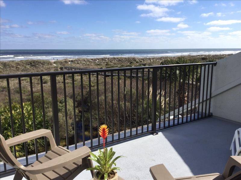 St. Augustine Beach Apartment | Sea Winds 39 Oceanfront/Dream Kitchen/No Carpet/Private Master Suite