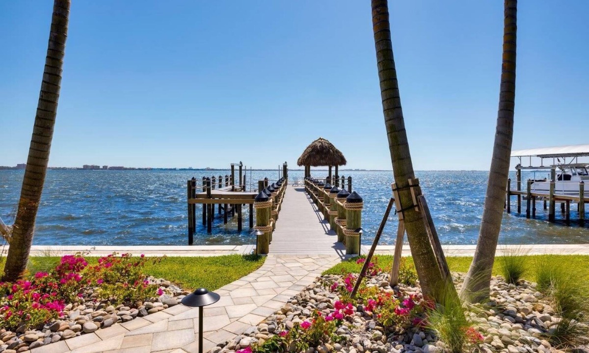 Yacht Club Villa | SEABIM vacation home RIO DEL MAR on the river (built 2024)