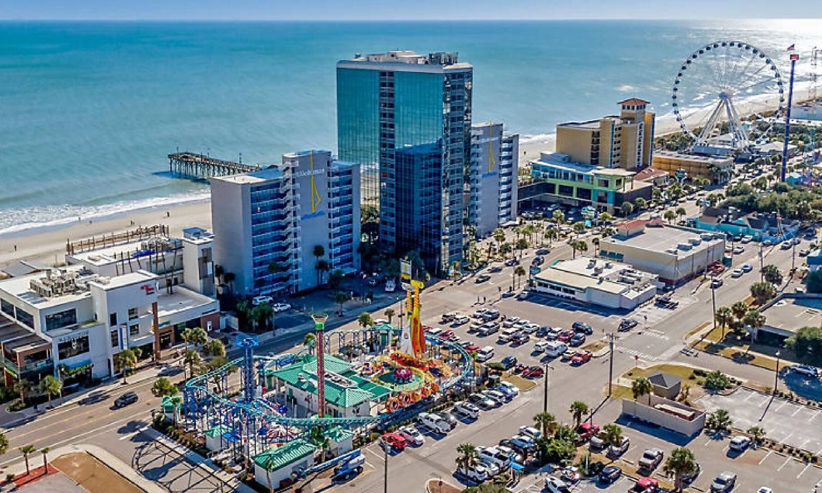 Downtown Myrtle Beach Resort | SeaGlass Tower resort - 1 bedroom, full kitchen - located on Myrtle Beach