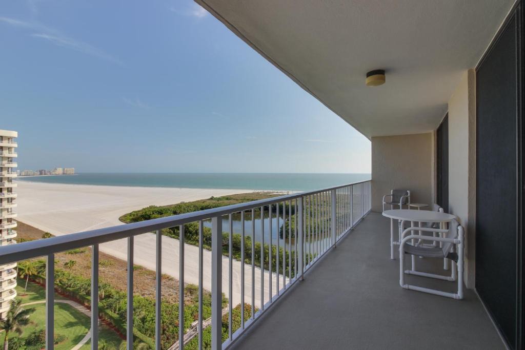 Marco Island Apartment | Seaview Court