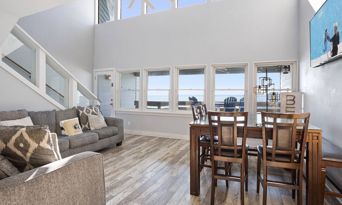 Miramar Beach Condo | Seawinds 3 - Updated Gulf Front Townhome, Free Beach Service, Scenic Gulf Drive!