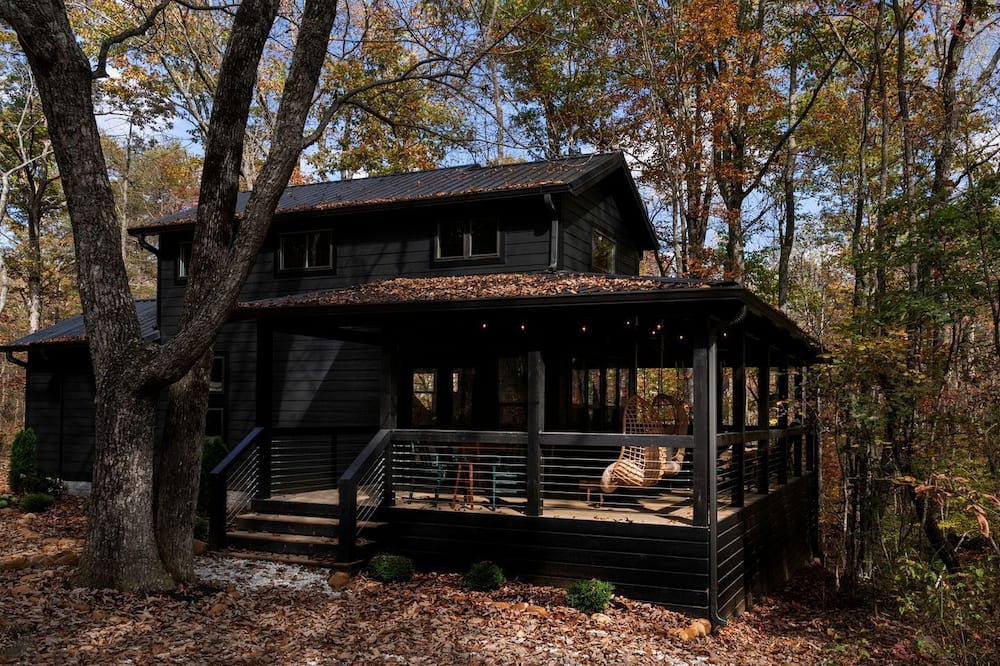 Monteagle Cabin | Secluded Cabin in the Woods in Monteagle, Tennessee