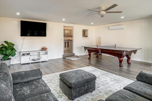 Springfield House | Secluded Family Home in Springfield, Pets Welcome!