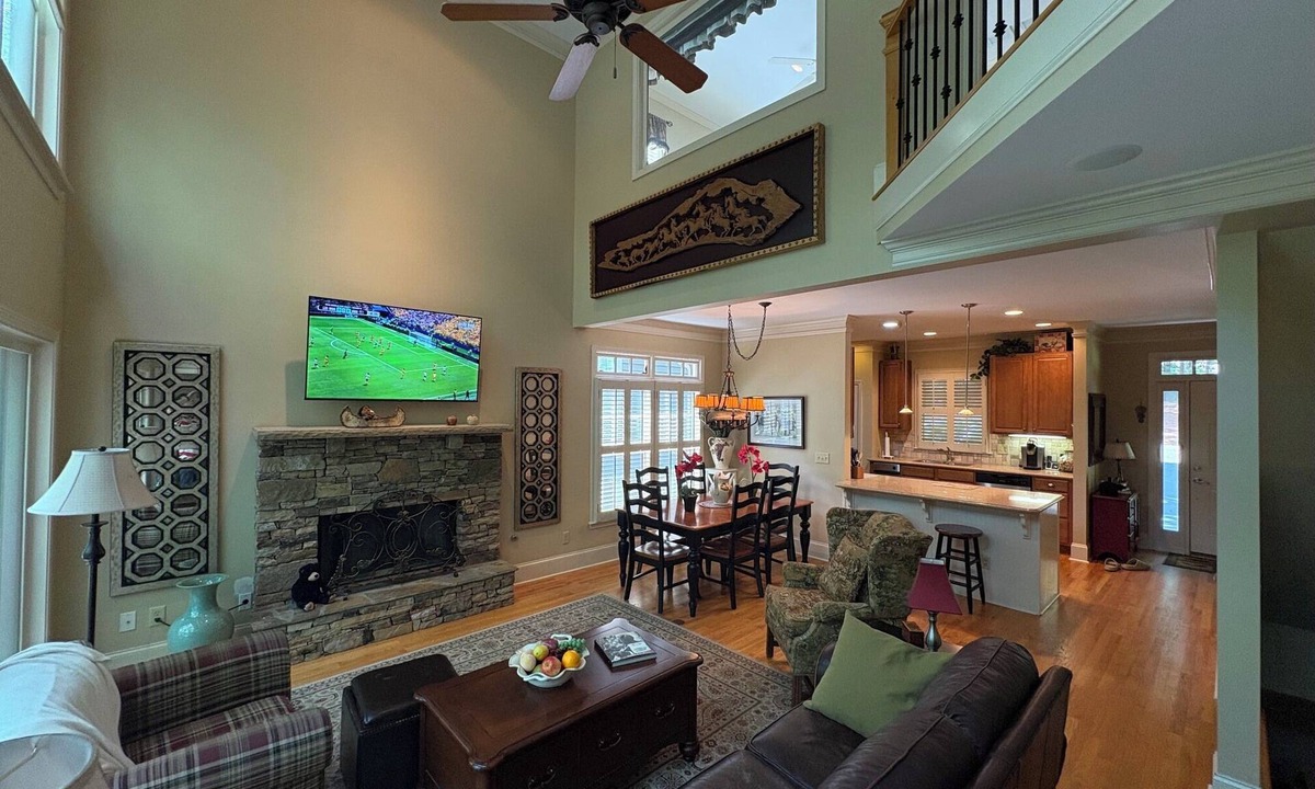 Big Canoe House | Seventh Heaven at Big Canoe - Peaceful Mountain Escape