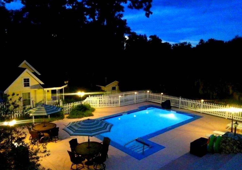 Weirsdale Bed & Breakfast | Shamrock Thistle & Crown B&B