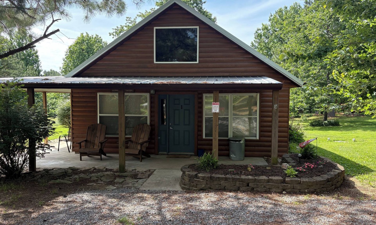 Golconda Cabin | Shawnee Pines #1 - 2 Bedroom & Loft Cabin