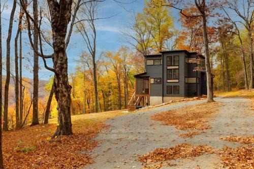 Stanardsville House | Shenandoah View Mountain Escape