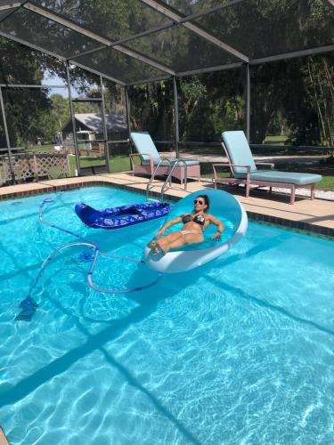 South Sarasota House | Siesta Key Waterfront Estate heated Pool Privacy!