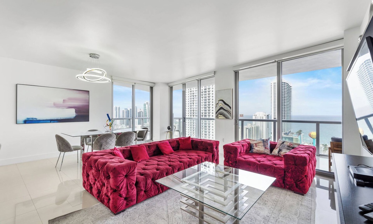 Hallandale Beach Condo | Sleek & Spacious 3-BR Condo at Miami’s Beachwalk Resort