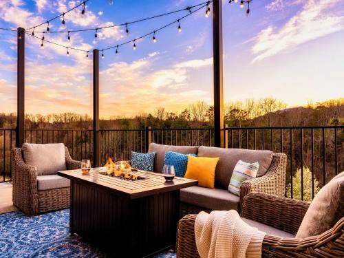 Sevierville House | Smith Creek Resort - Exclusive Waterpark Included