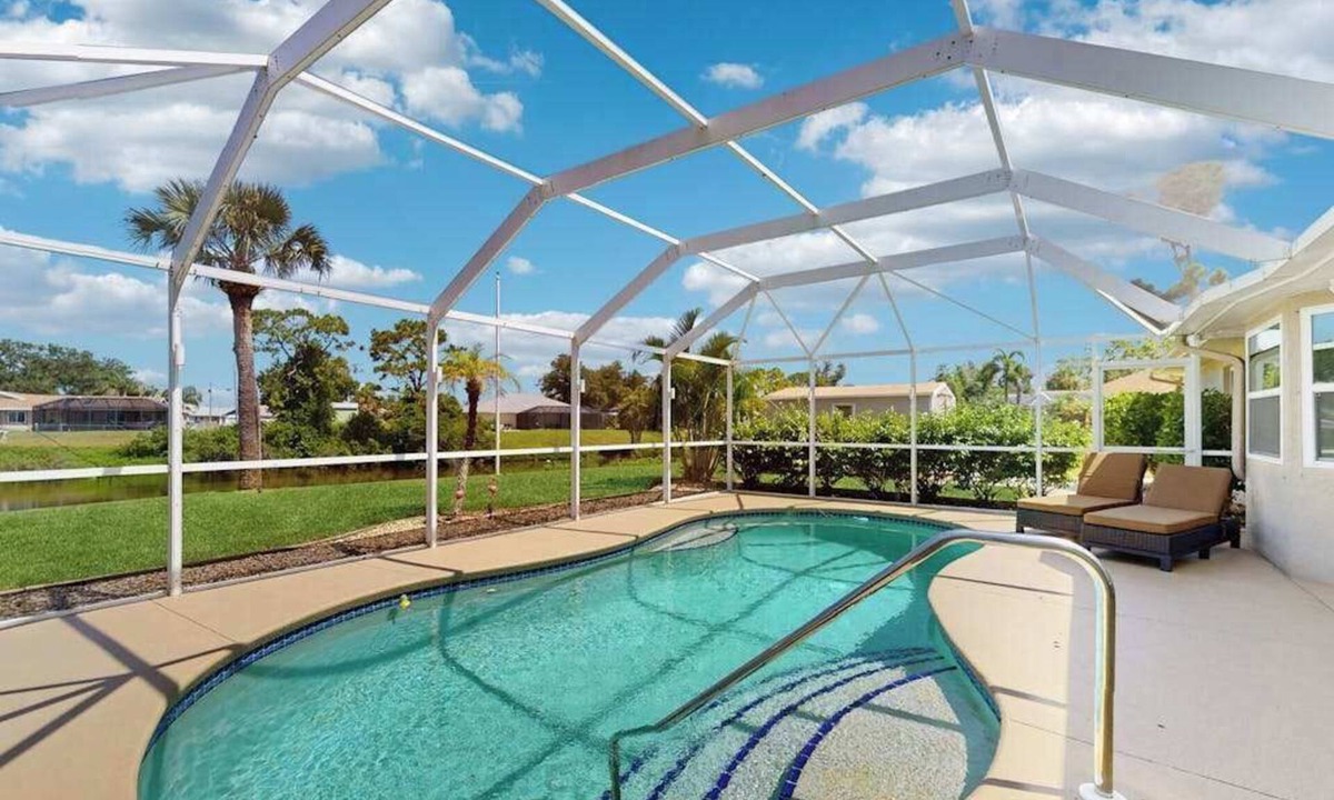 Englewood East House | Snowbird-friendly home with private pool, water views, patio & sunroom