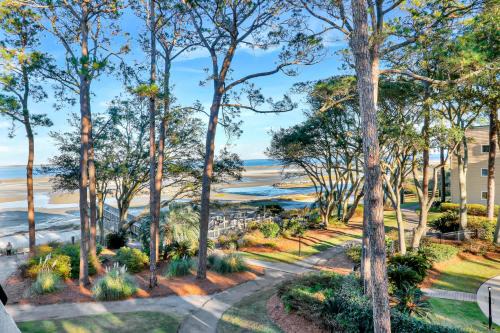 Palmetto Dunes Villa | Soundfront Stay Beach Pools & More at The Spa