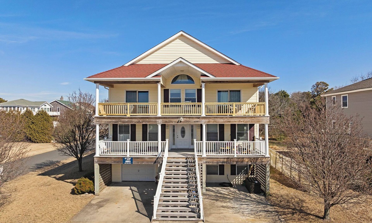 Colington House | Sounds like a Plan: Pool | Hot Tub | Elevator | Dogs OK
