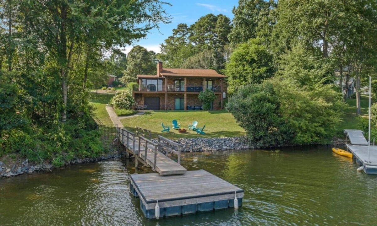 Lake Norman of Catawba House | Southern Breeze on Lake Norman